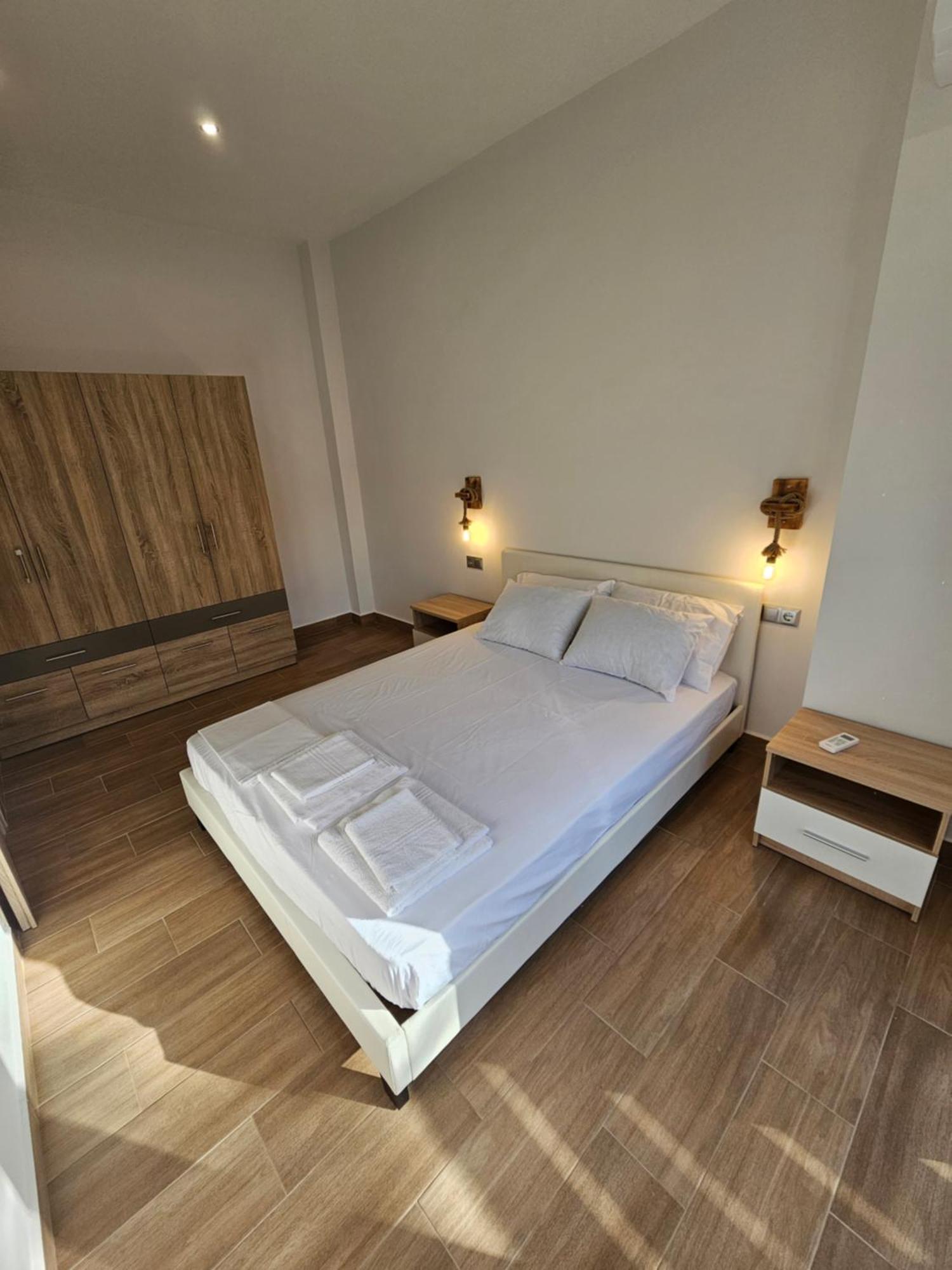 Cute Corner Apartment Khalkoutsion Bagian luar foto