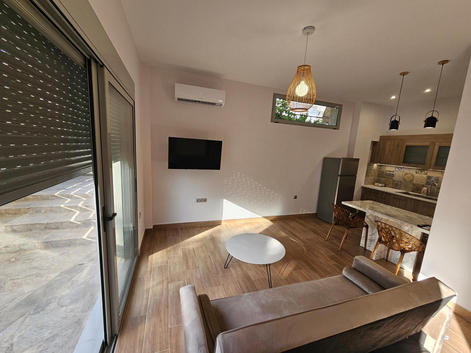 Cute Corner Apartment Khalkoutsion Bagian luar foto